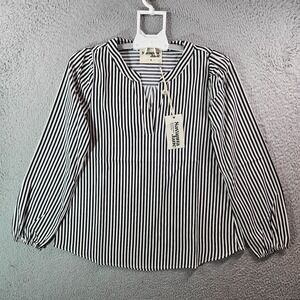 NEW Savanna Jane Top Blouse Women Small Split Neck White‎ Black Striped